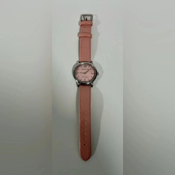 Anne Klein Womens Watch 38mm Oval Dial Pink Leather needs new Battery - Picture 3 of 10